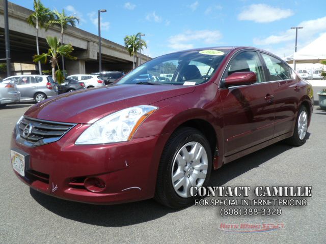 Nissan Altima 2011 photo 1