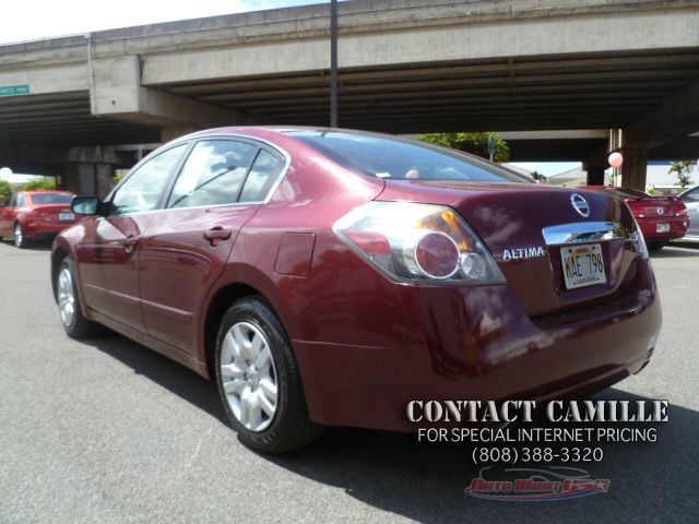 Nissan Altima 2011 photo 3