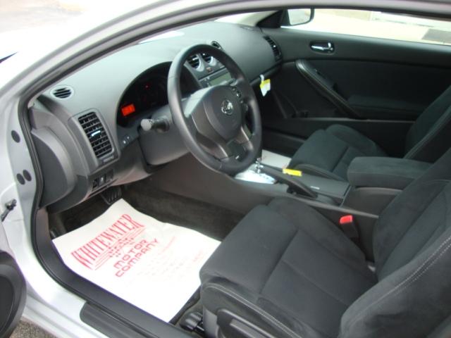 Nissan Altima 2011 photo 5