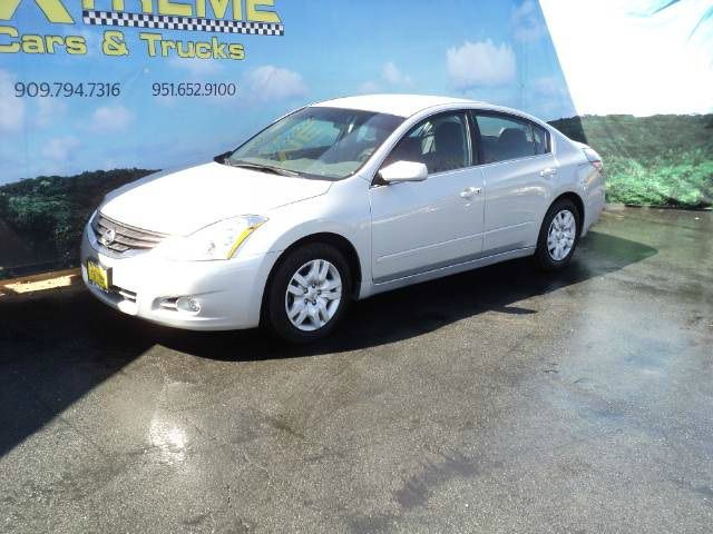 Nissan Altima 2011 photo 3