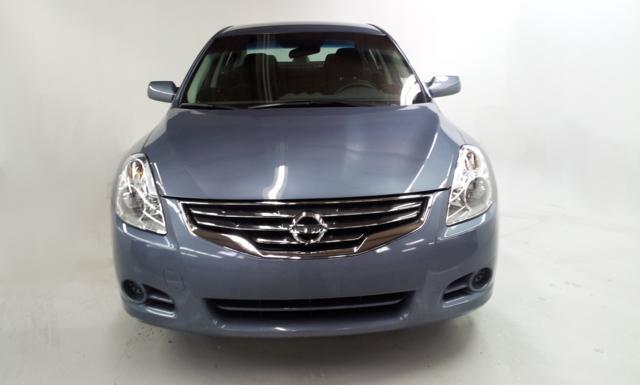 Nissan Altima 2011 photo 1