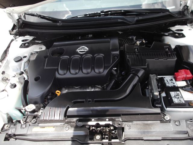 Nissan Altima 2011 photo 7