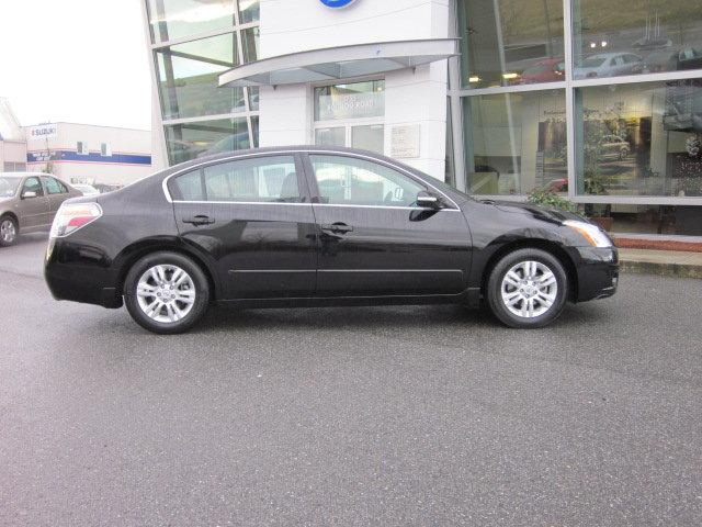 Nissan Altima 2011 photo 4