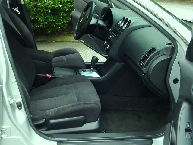 Nissan Altima 2011 photo 3