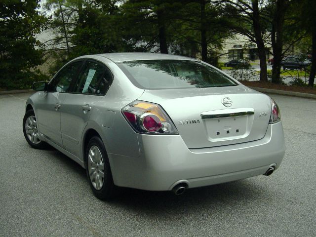 Nissan Altima 2011 photo 4