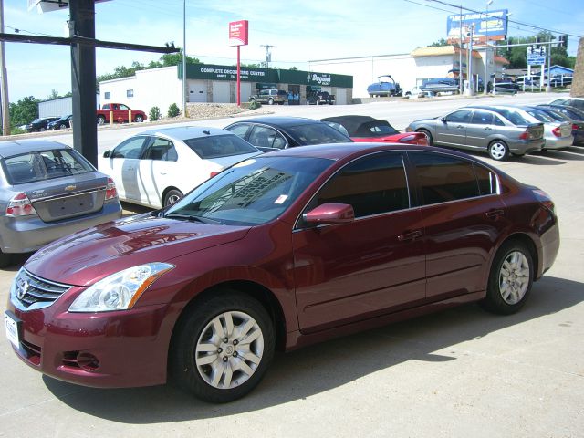 Nissan Altima 2011 photo 3