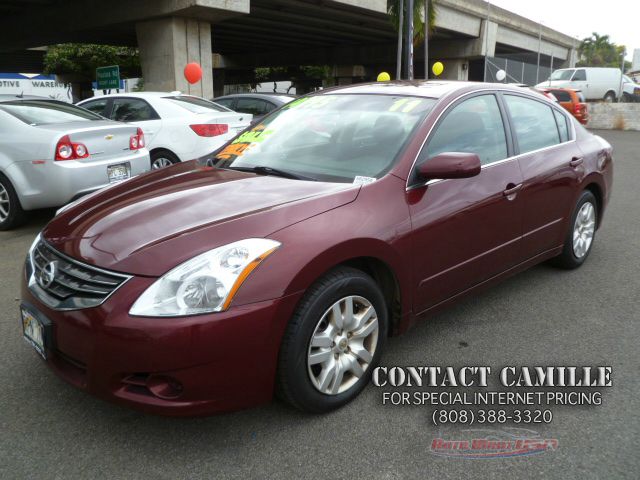 Nissan Altima 2011 photo 1