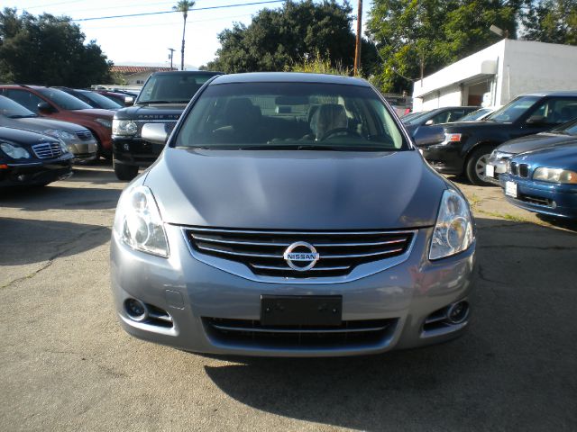 Nissan Altima 2011 photo 13