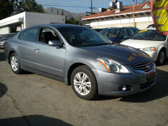 Nissan Altima 2011 photo 15