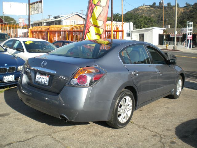 Nissan Altima 2011 photo 16