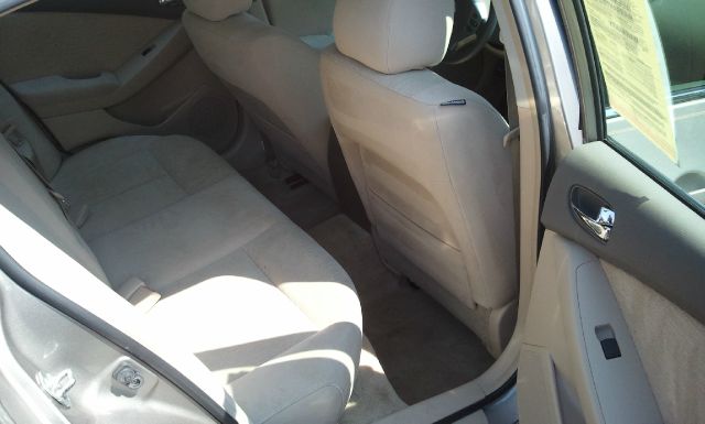 Nissan Altima 2011 photo 2