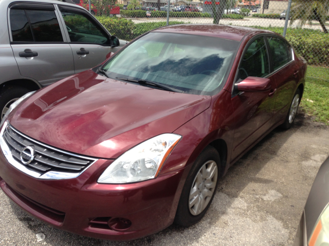 Nissan Altima 2011 photo 3