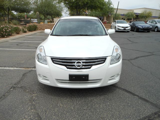 Nissan Altima 2011 photo 13