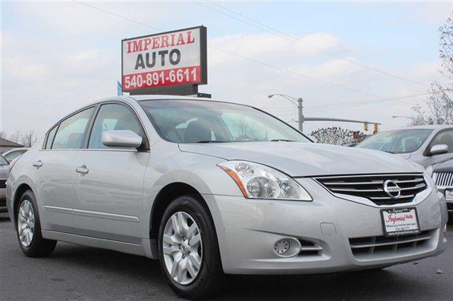 Nissan Altima 2011 photo 2