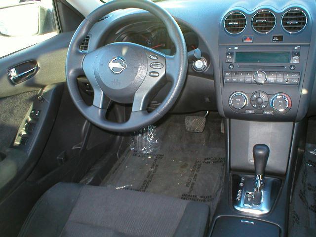 Nissan Altima 2011 photo 5