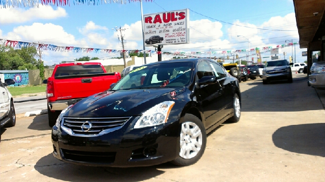 Nissan Altima 2011 photo 4