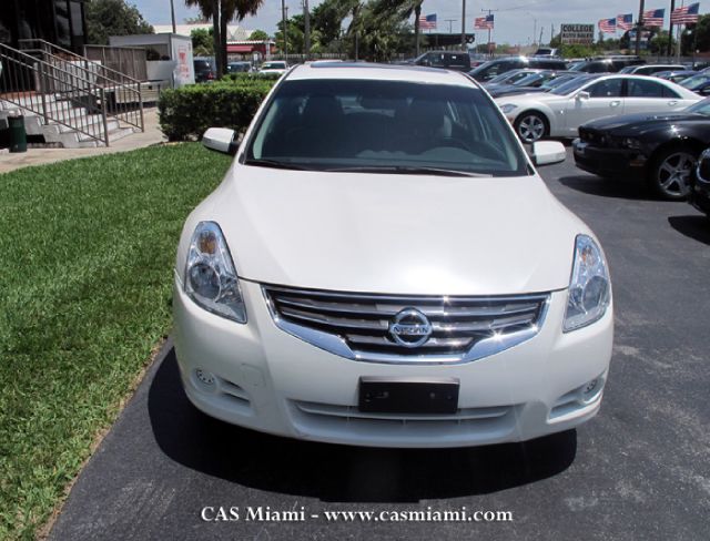 Nissan Altima 2011 photo 3