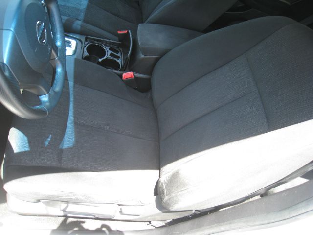 Nissan Altima 2011 photo 8