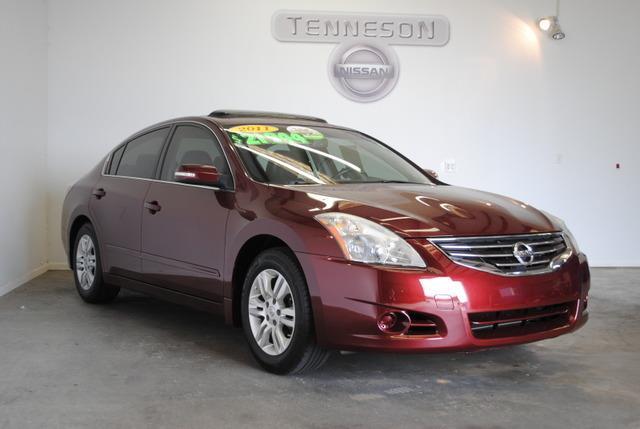 Nissan Altima 2011 photo 4