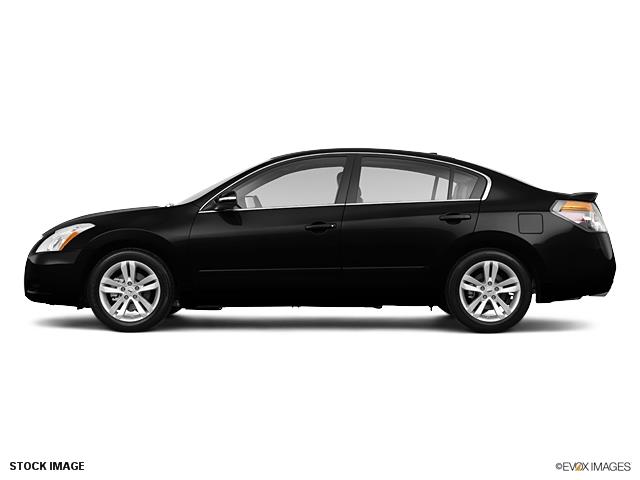 Nissan Altima 2011 photo 1