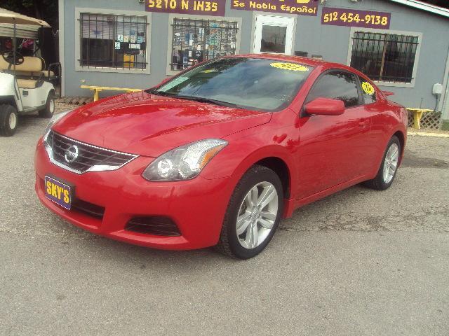 Nissan Altima 2011 photo 4