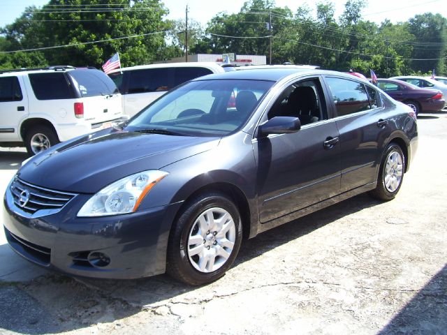 Nissan Altima 2011 photo 4