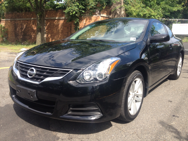 Nissan Altima 2011 photo 3