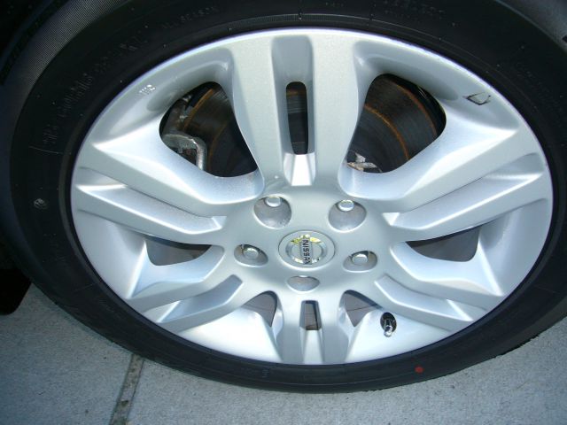 Nissan Altima 2011 photo 2