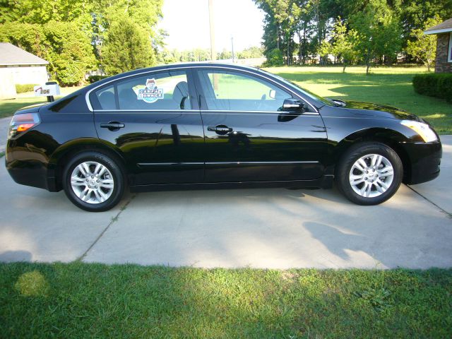 Nissan Altima 2011 photo 30