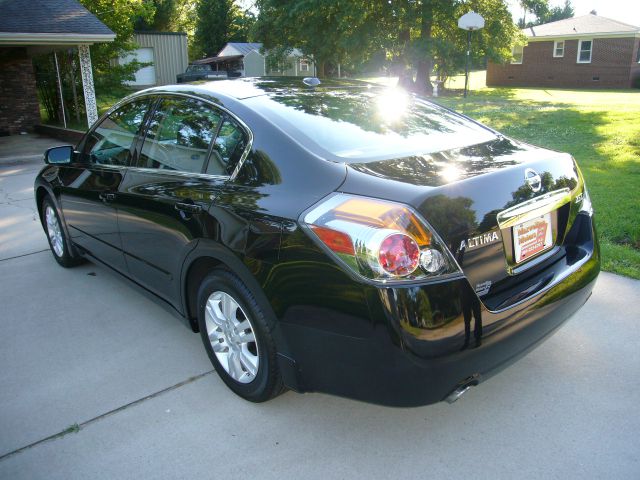 Nissan Altima 2011 photo 31