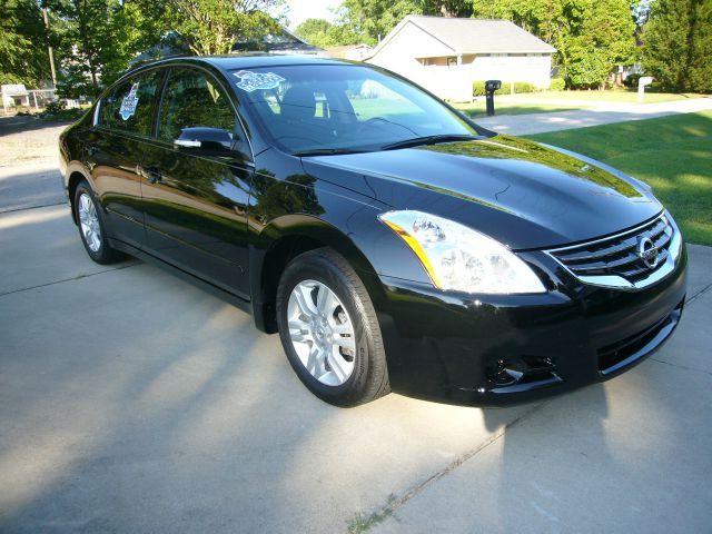 Nissan Altima 2011 photo 32