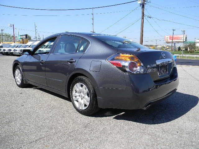 Nissan Altima 2011 photo 5