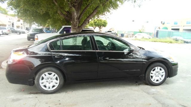 Nissan Altima 2011 photo 5