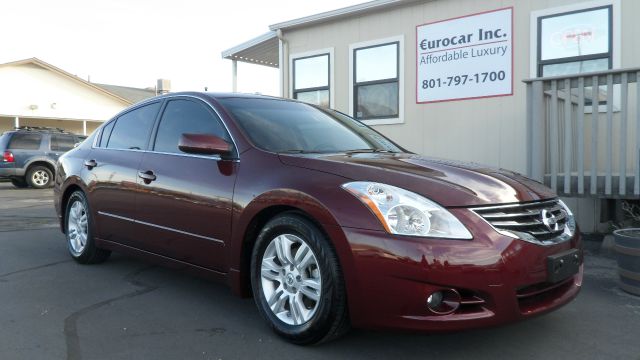 Nissan Altima 2011 photo 10