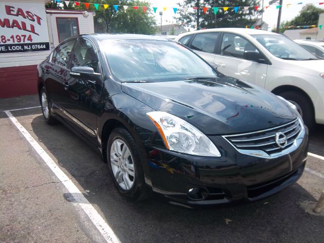 Nissan Altima 2011 photo 27