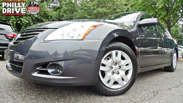 Nissan Altima 2011 photo 2