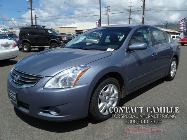 Nissan Altima 2011 photo 1