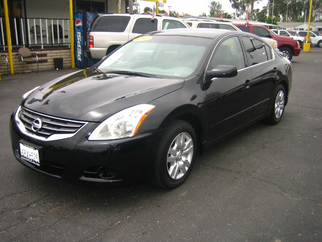 Nissan Altima 2011 photo 12