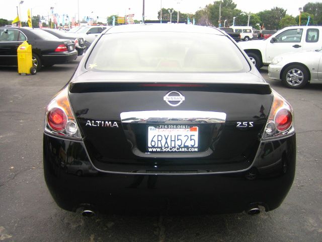 Nissan Altima 2011 photo 8