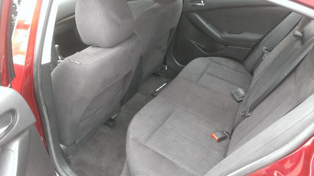 Nissan Altima 2012 photo 9