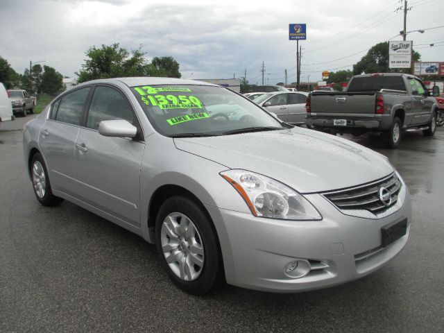 Nissan Altima 2012 photo 4