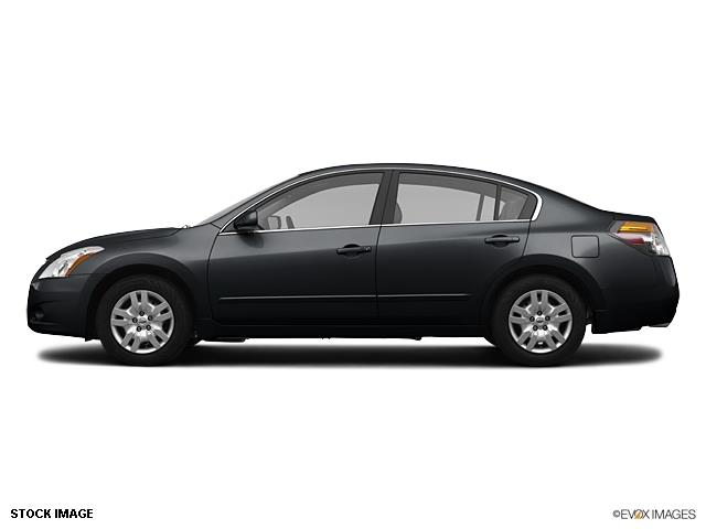 Nissan Altima Pickupslt Quad Cab SWB 4WD 4x4 Truck Sedan