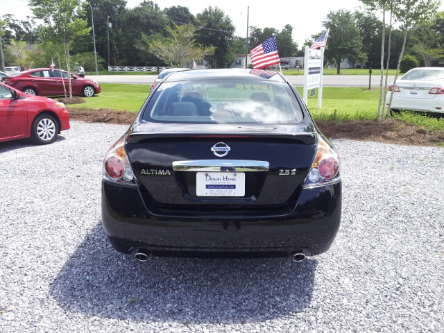 Nissan Altima 2012 photo 1