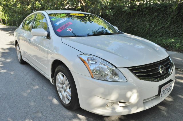 Nissan Altima 2012 photo 4