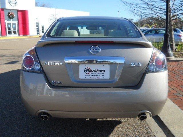 Nissan Altima 2012 photo 1