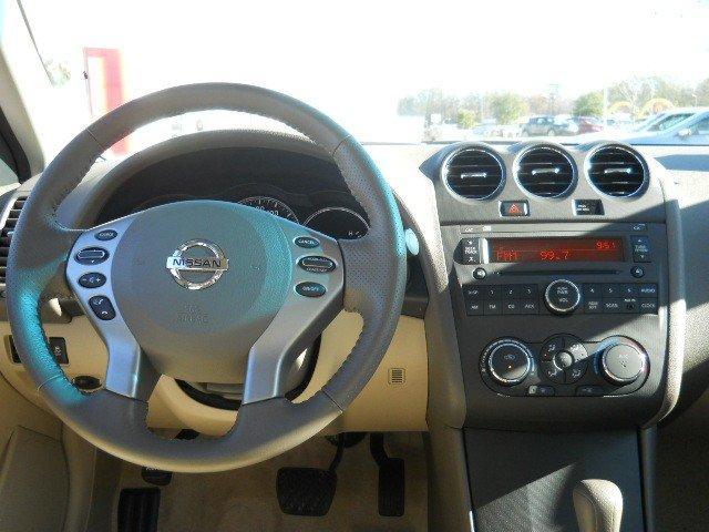 Nissan Altima 2012 photo 4