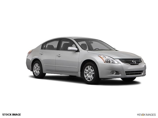 Nissan Altima 2012 photo 2