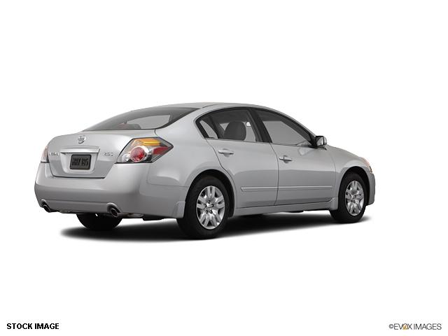 Nissan Altima 2012 photo 4