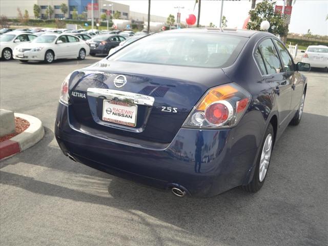 Nissan Altima 2012 photo 5