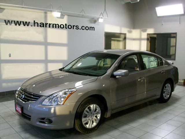 Nissan Altima Unknown Sedan